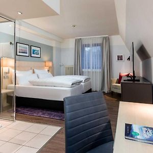 Standard Zimmer mit Kingsize-Bett